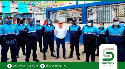 Alcalde solicita colaboración para mantener orden en balneario de Tonsupa