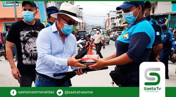 Alcalde de Atacames cumplió intensa agenda en este prolongado feriado