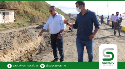 Alcalde de Pedernales inspeccionó la construcción del colector de aguas residuales en el Malecón II Etapa