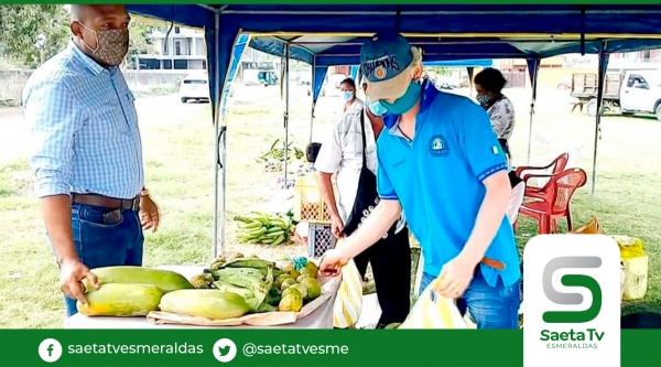 Feria productiva en Tonsupa