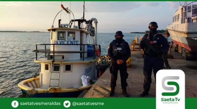 Armada del Ecuador realiza aprehensión de embarcaciones