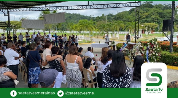 Nardy Orejuela Mina servidora de 30 años de la PUCESE