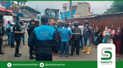 Propietarios de comedores de Atacames se aferran a sus negocios