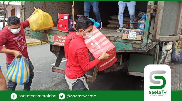 Prefectura de Orellana brindó ayuda solidaria a los esmeraldeños afectados por sismos