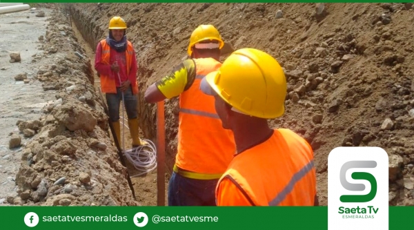 Tonsupa va por el 70% de alcantarillado