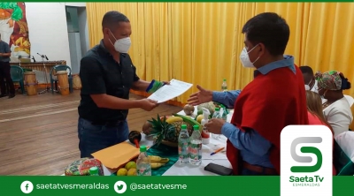 Diálogo y entrega de proyectos a secretario de nacionalidades y pueblos
