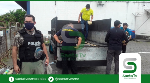 Policía intercepta 700 kilos de marihuana en doble fondo de vehículo