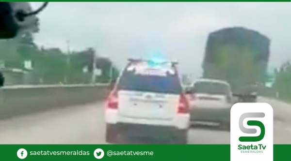 Persecución policial culminó con la detención de dos sospechosos en Machala