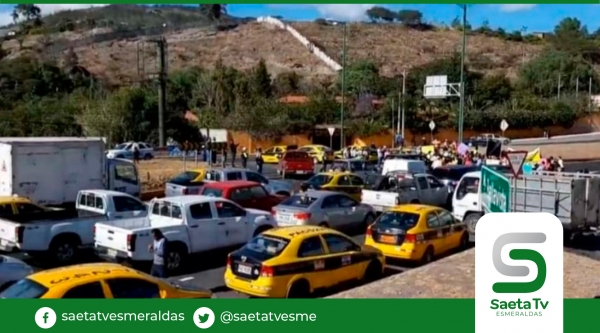 Los transportistas de Quito anuncian una concentración en respaldo a la democracia