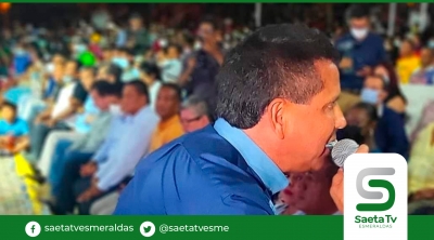 Alcalde de Quinindé inauguró puente peatonal sobre Río Blanco
