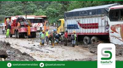 Cerrada vía Alóag-Santo Domingo