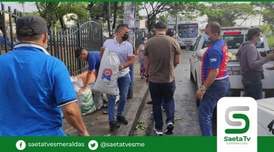 En Guayaquil desalojan a camiones que realizan ventas en la calle