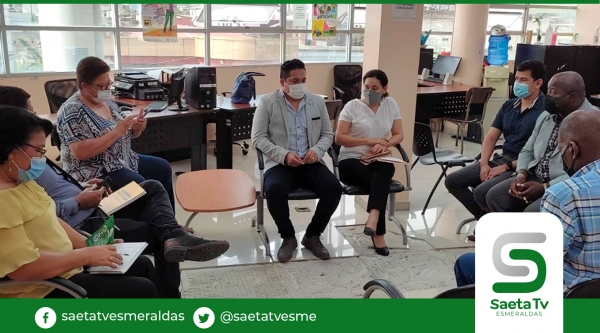 Universidad Vargas Torres capacitará empleados del municipio de Quinindé