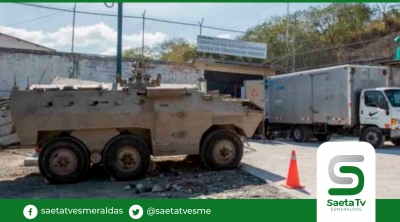 Guías penitenciarios permanecen retenidos en cárcel de Esmeraldas