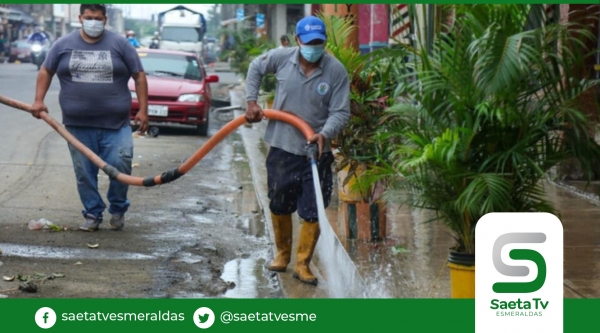 Ecuador pierde USD 320 millones al año por fugas y robo de agua potable